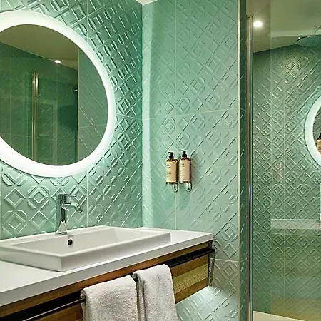 Mercure 4*